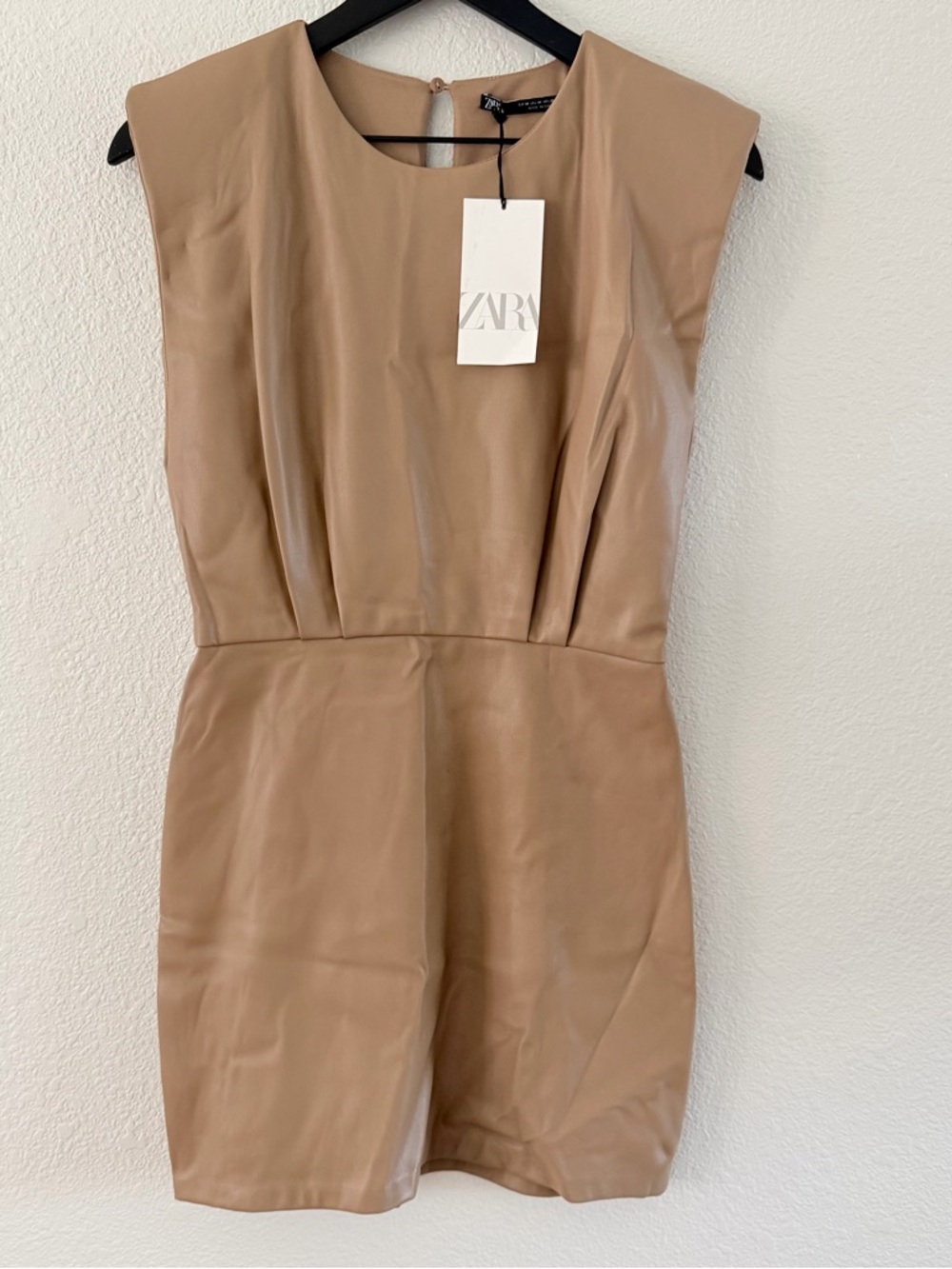 NWT Zara Sleeveless Shoulder Pad Cinch Waist Mini Dress Faux Leather Brown Tan M